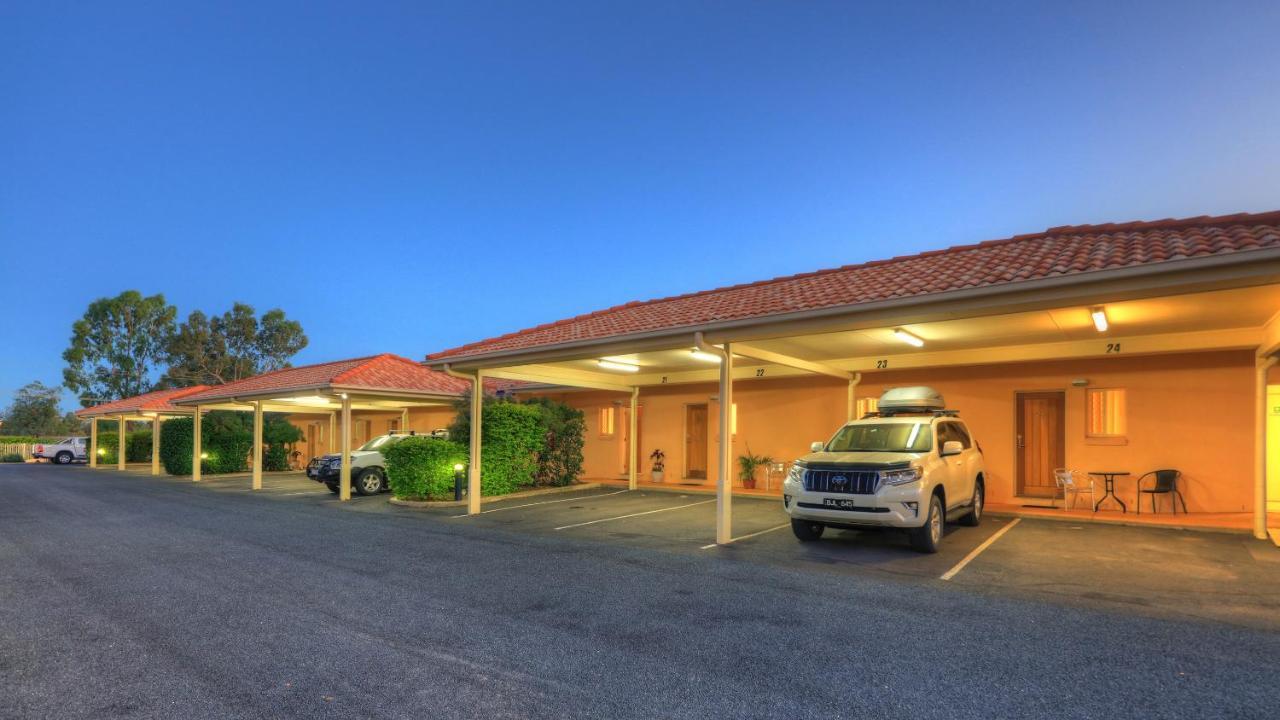 Country Roads Motor Inn Goondiwindi Exterior photo