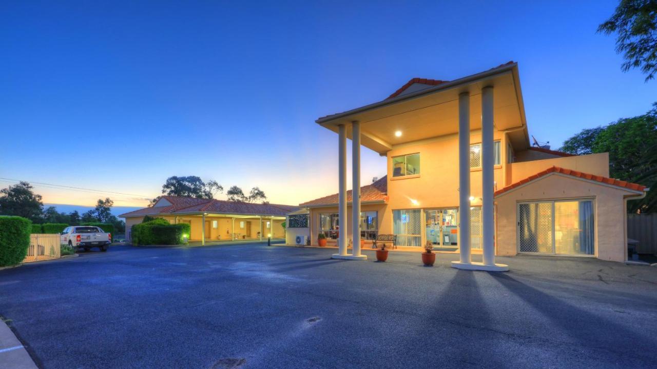 Country Roads Motor Inn Goondiwindi Exterior photo