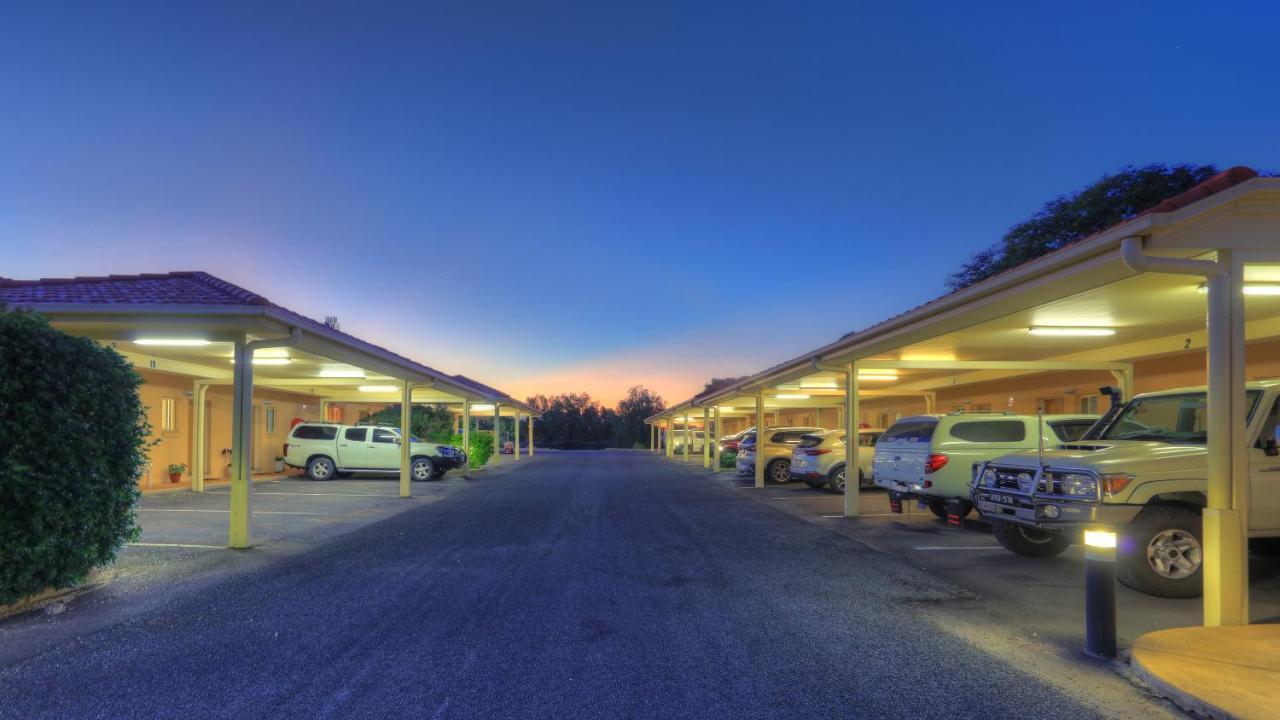 Country Roads Motor Inn Goondiwindi Exterior photo