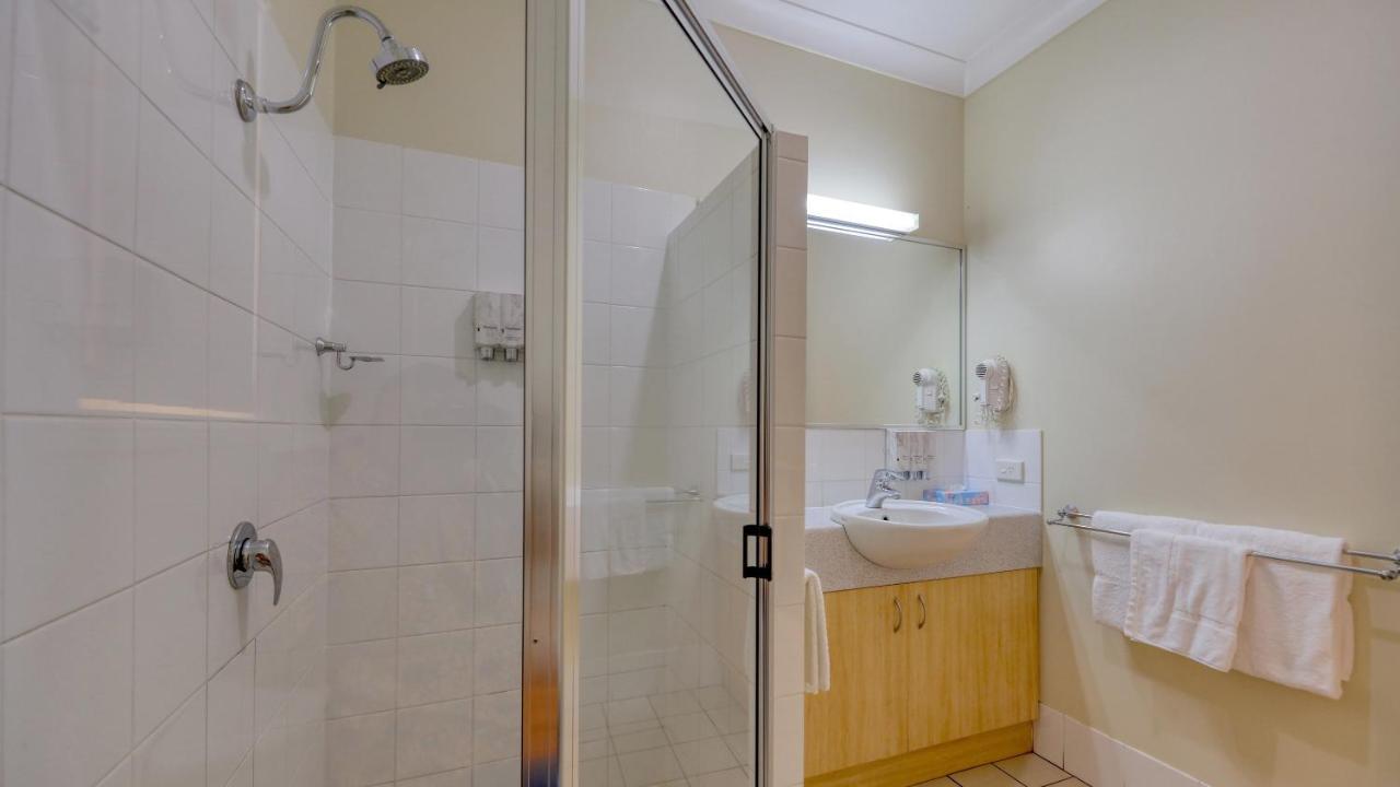 Country Roads Motor Inn Goondiwindi Exterior photo