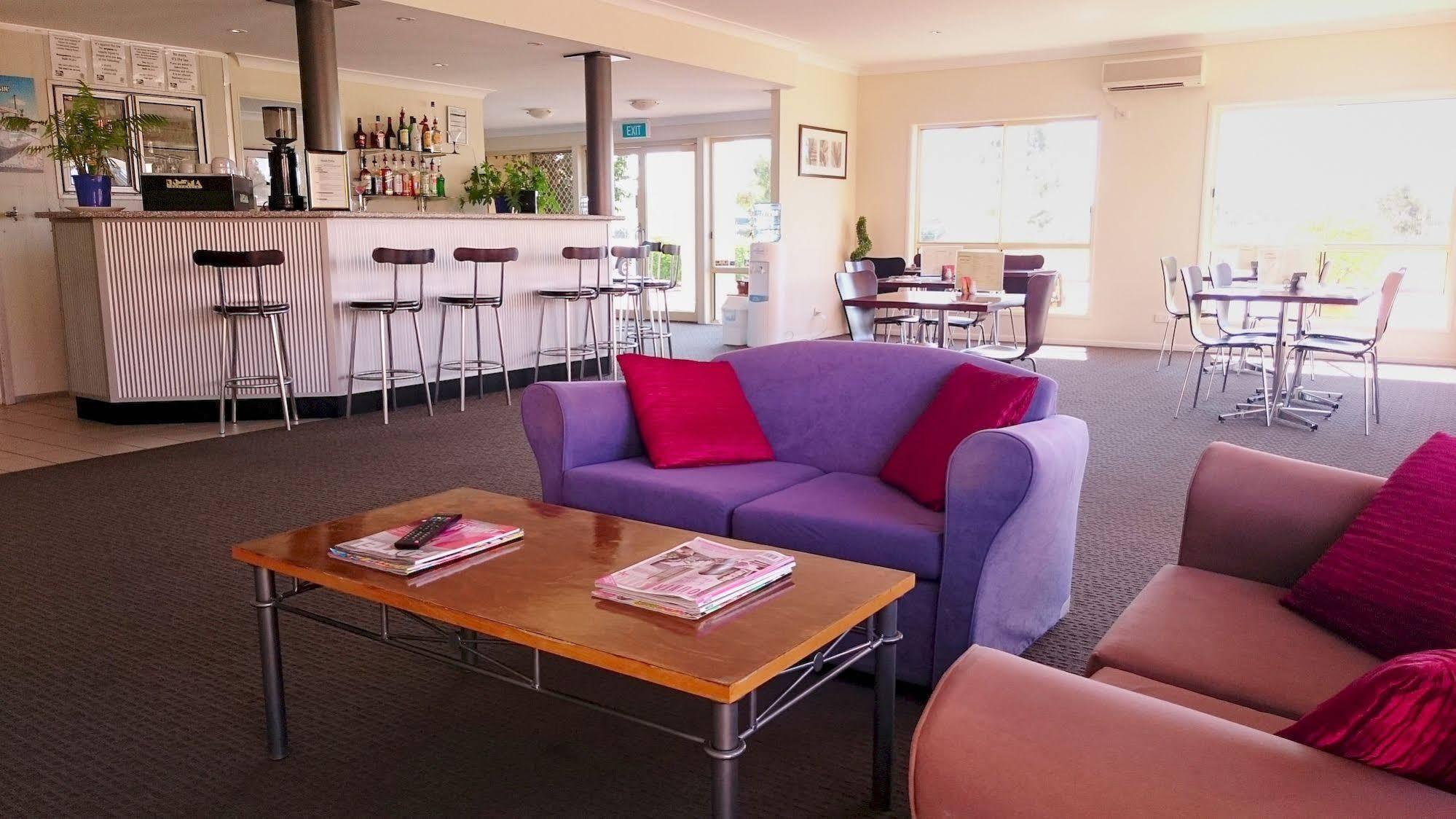 Country Roads Motor Inn Goondiwindi Exterior photo
